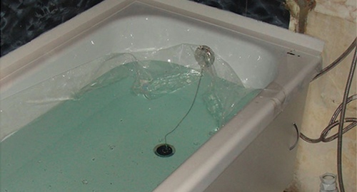 Установкой акрилового вкладыша | Усть-Джегута